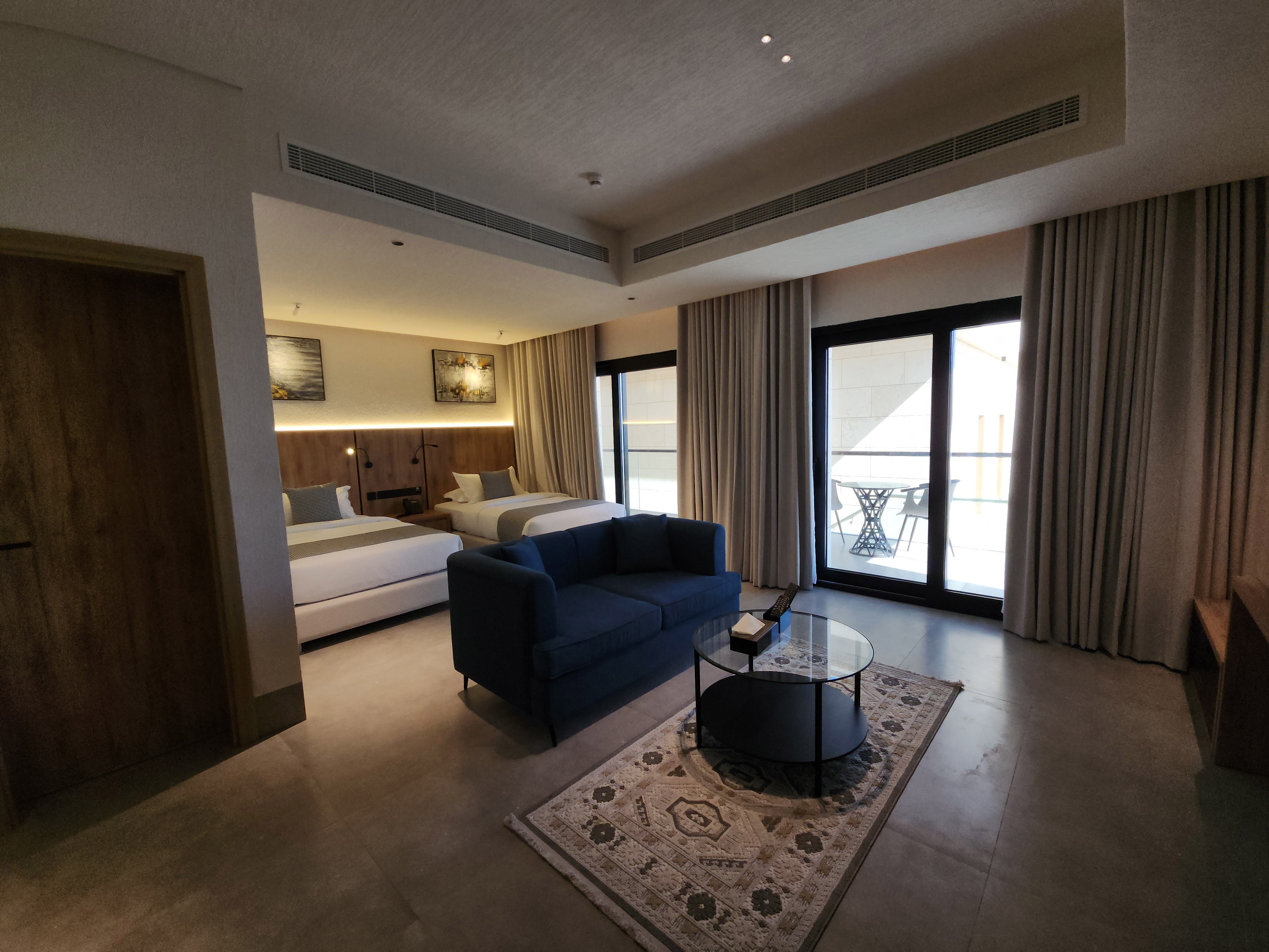 144 TWIN LARGE ROOM