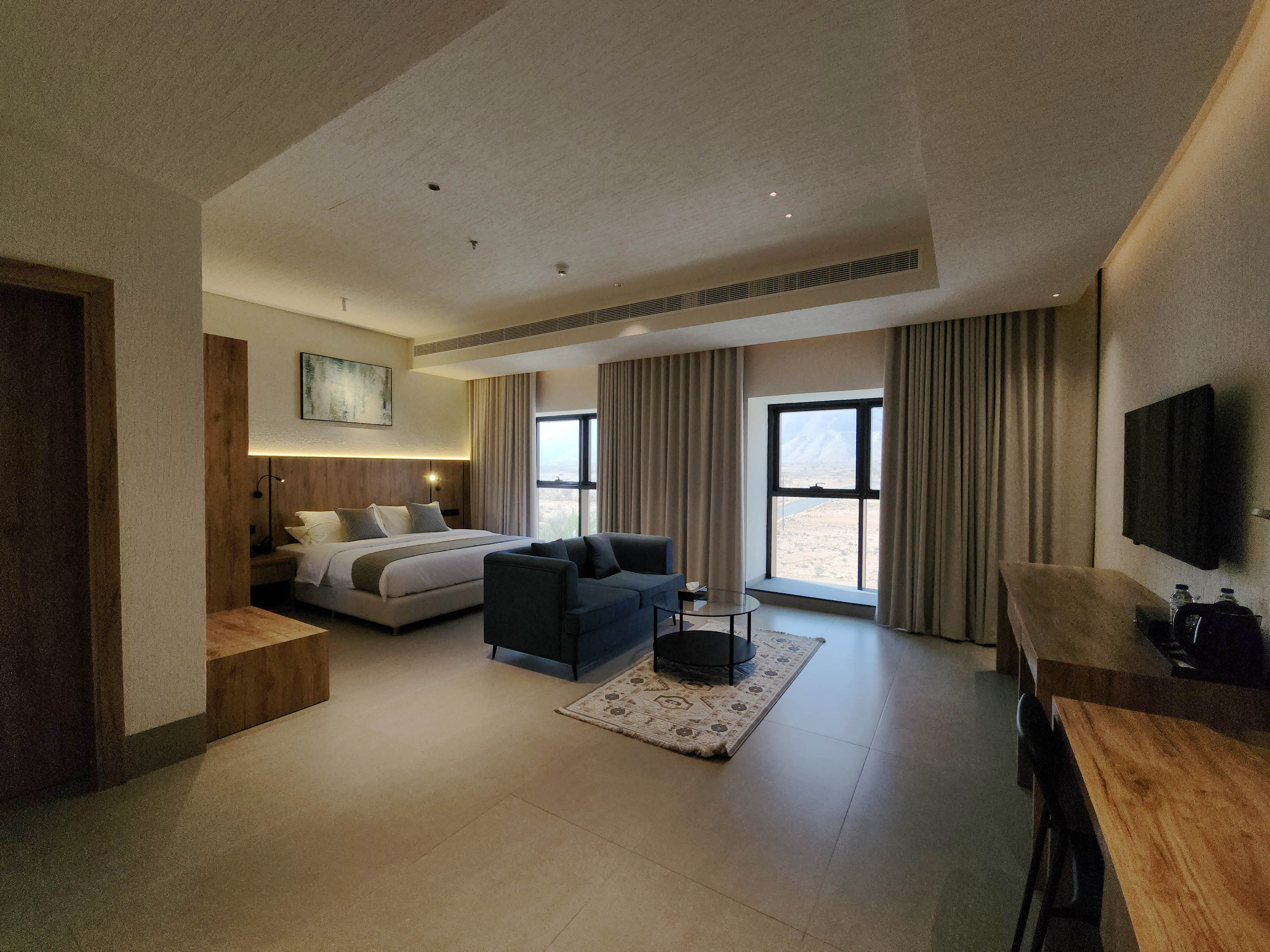 162 KING SUITE WITH MOUNTAIN VIEW Second floor